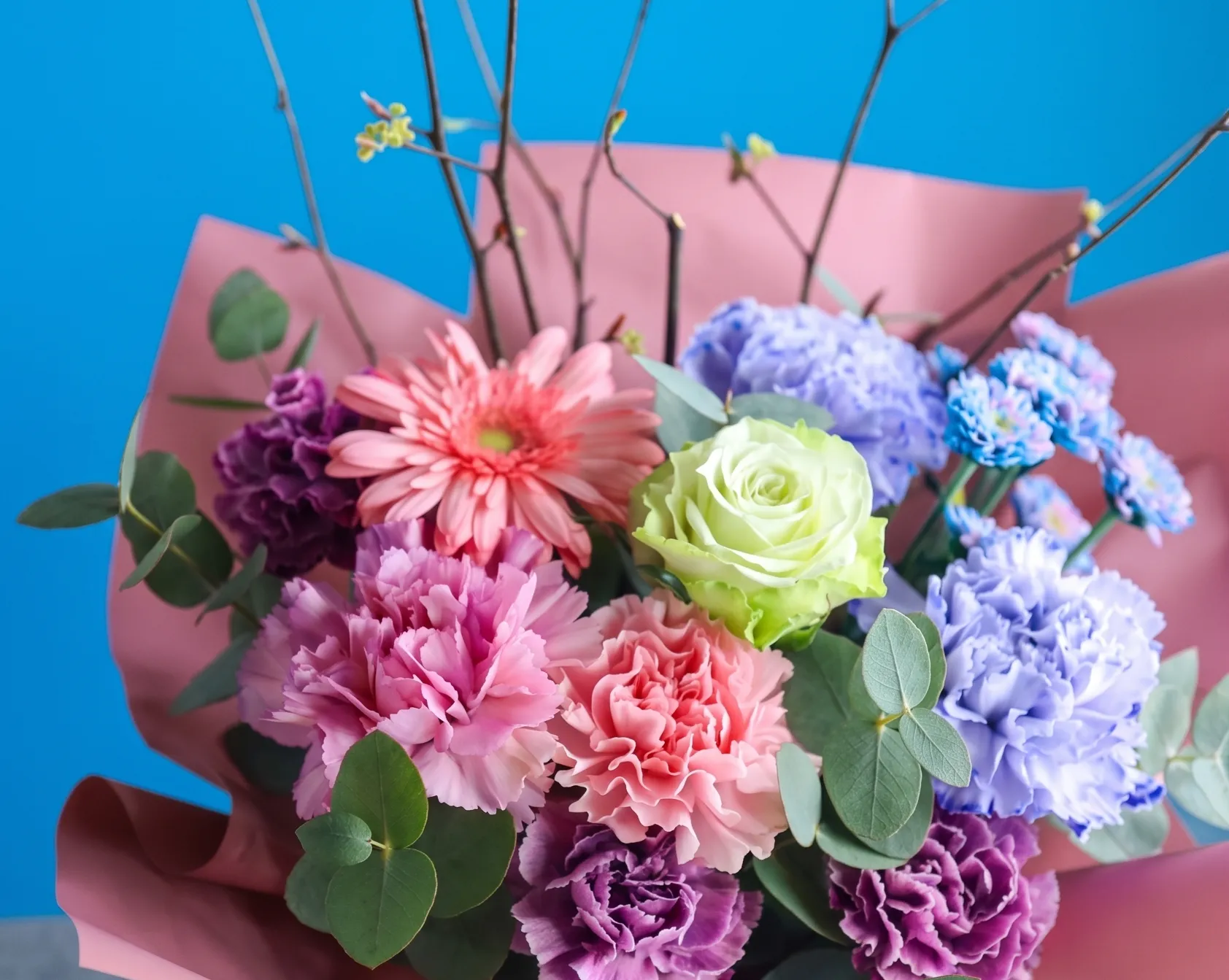 カラフルなお供え花