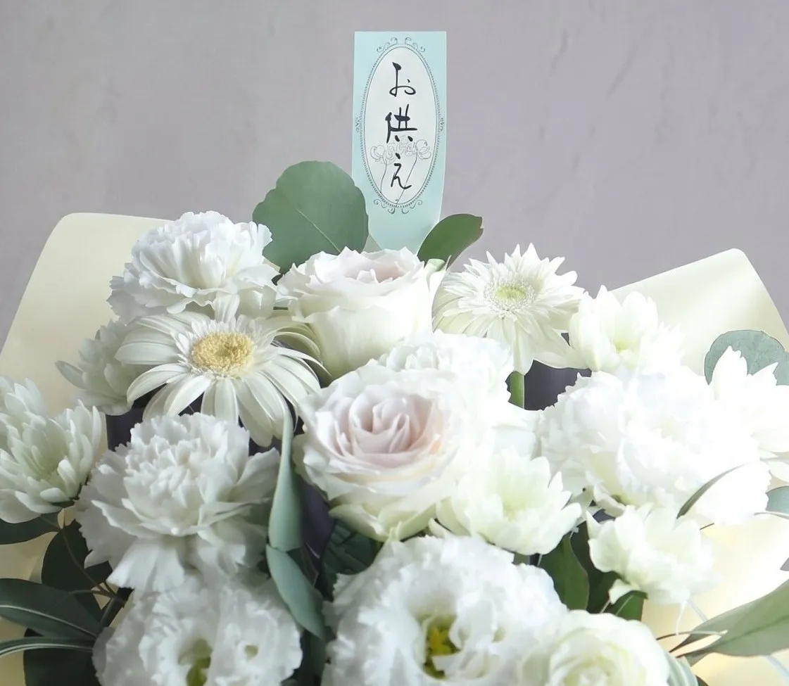 白色のお供え花